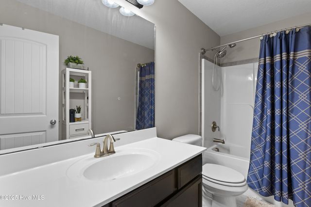 202 Wood House Drive, Jacksonville, NC 28546