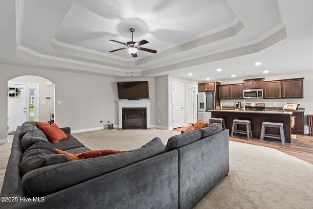 202 Wood House Drive, Jacksonville, NC 28546