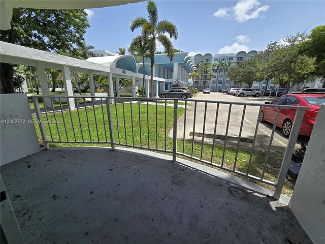 484 NW 165th St Road A112, Miami, FL 33169