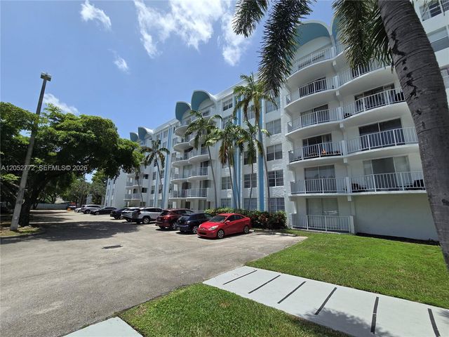 484 NW 165th St Road A112, Miami, FL 33169