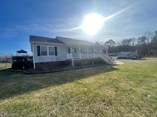 2584 Rowe Road, Lexington, NC 27295