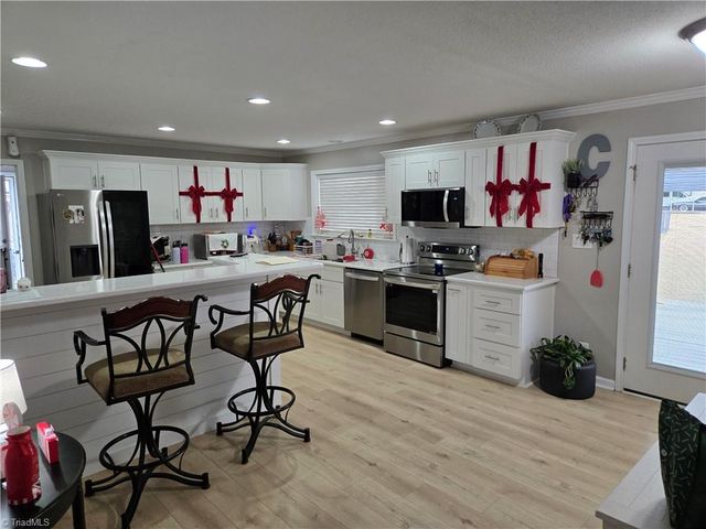 2584 Rowe Road, Lexington, NC 27295