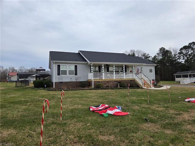 2584 Rowe Road, Lexington, NC 27295