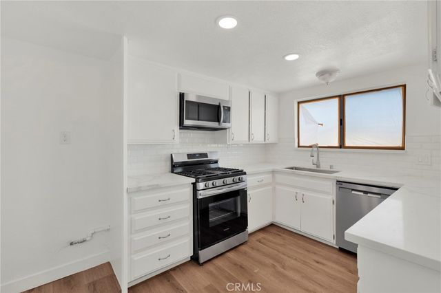 11984 Cottonwood, Hesperia, CA 92345