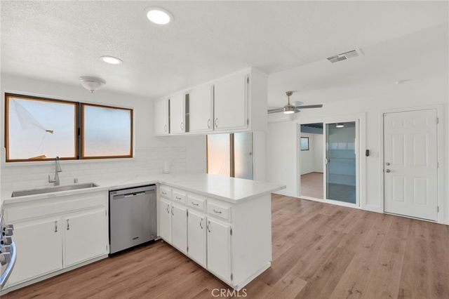 11984 Cottonwood, Hesperia, CA 92345
