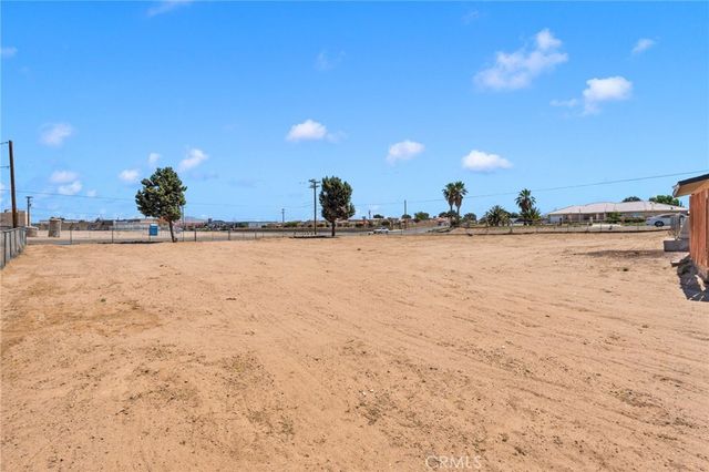 11984 Cottonwood, Hesperia, CA 92345