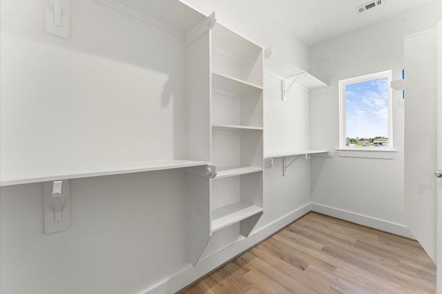 6413 Leopold Star Lane, Houston, TX 77048