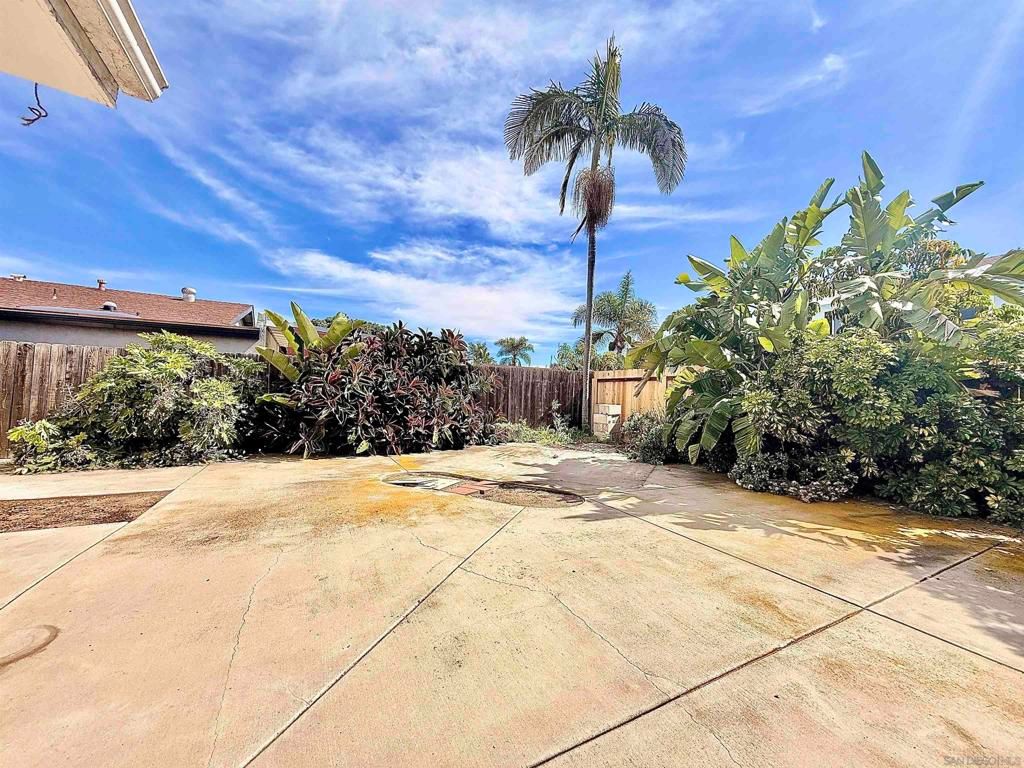 Image 20 of property listing at 479 Arizona St, Chula Vista, CA 91911