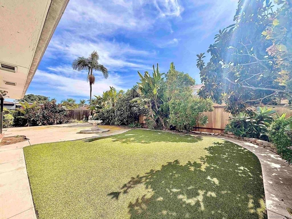 Image 22 of property listing at 479 Arizona St, Chula Vista, CA 91911