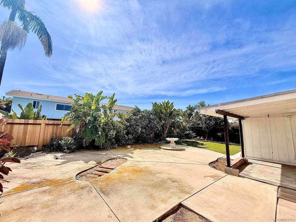 Image 25 of property listing at 479 Arizona St, Chula Vista, CA 91911