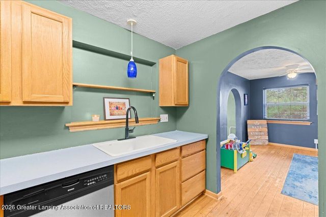 1641 Mt Vernon Avenue, East Lansing, MI 48823
