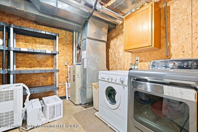 1641 Mt Vernon Avenue, East Lansing, MI 48823