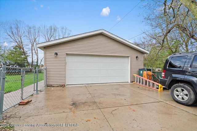 1641 Mt Vernon Avenue, East Lansing, MI 48823