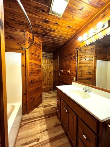 187 Tiffany Lane, Mineral Bluff, GA 30559