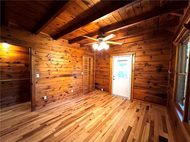 187 Tiffany Lane, Mineral Bluff, GA 30559