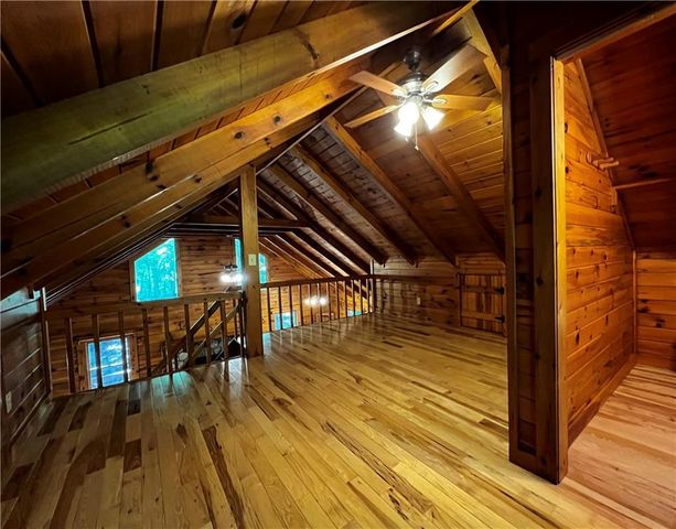 187 Tiffany Lane, Mineral Bluff, GA 30559