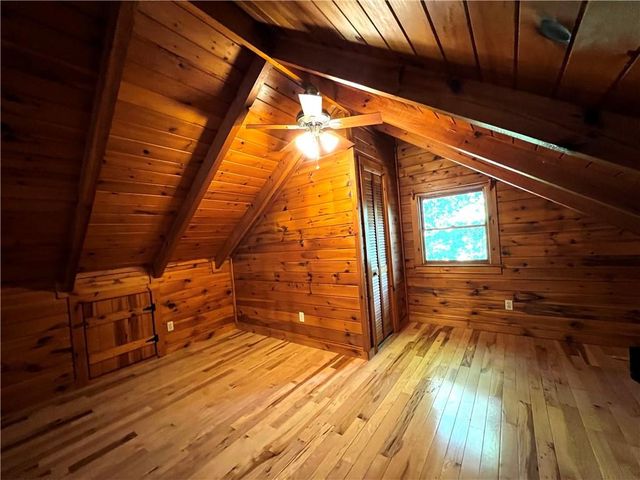 187 Tiffany Lane, Mineral Bluff, GA 30559