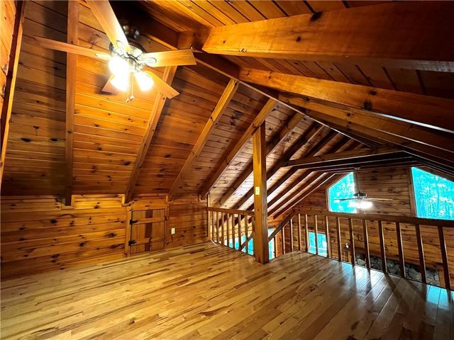 187 Tiffany Lane, Mineral Bluff, GA 30559