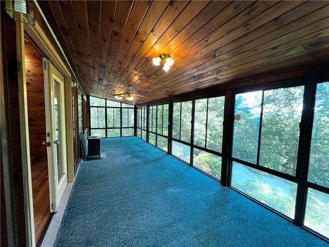 187 Tiffany Lane, Mineral Bluff, GA 30559