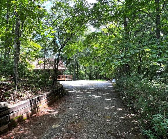 187 Tiffany Lane, Mineral Bluff, GA 30559
