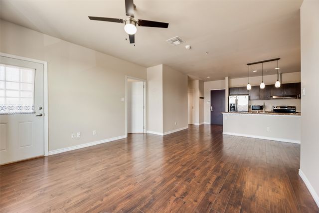 1100 W Trinity Mills Road 2040, Carrollton, TX 75006