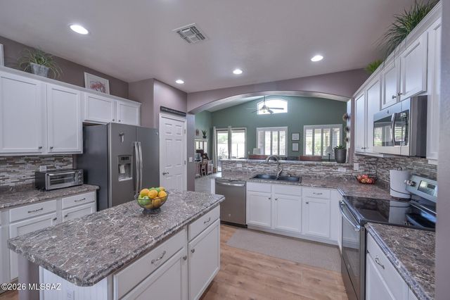 13875 E Camino Costa Teguise, Vail, AZ 85641