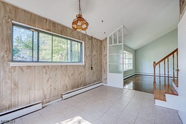 26 Farrell Ave, Woodbridge Twp., NJ 07067