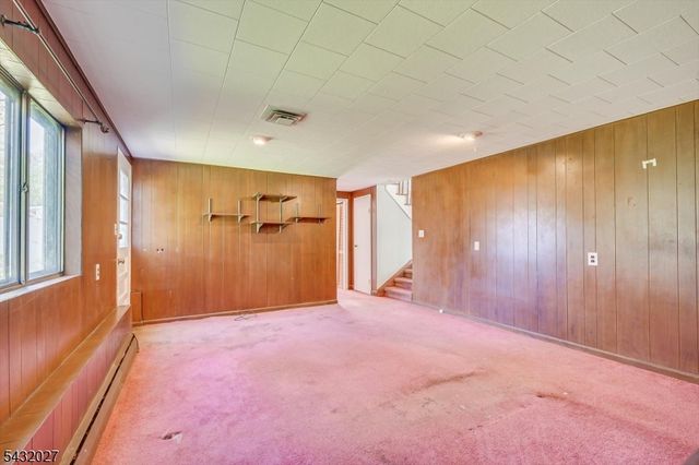 26 Farrell Ave, Woodbridge Twp., NJ 07067