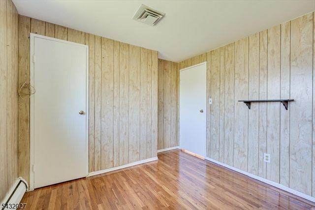 26 Farrell Ave, Woodbridge Twp., NJ 07067