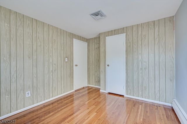 26 Farrell Ave, Woodbridge Twp., NJ 07067