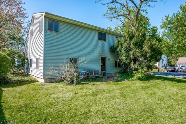 26 Farrell Ave, Woodbridge Twp., NJ 07067