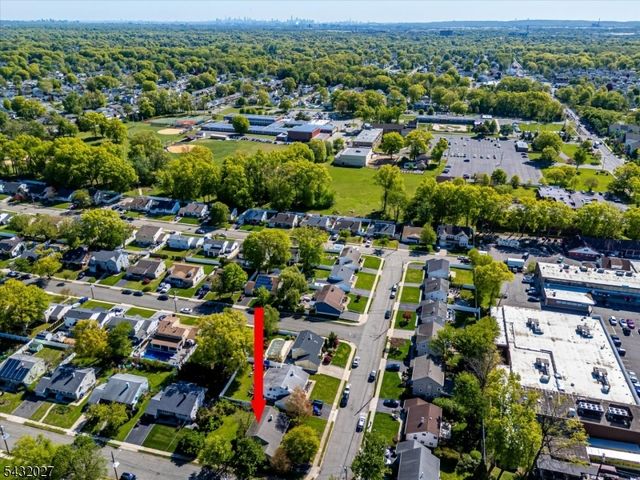 26 Farrell Ave, Woodbridge Twp., NJ 07067