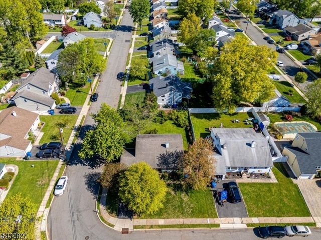 26 Farrell Ave, Woodbridge Twp., NJ 07067