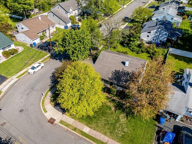 26 Farrell Ave, Woodbridge Twp., NJ 07067