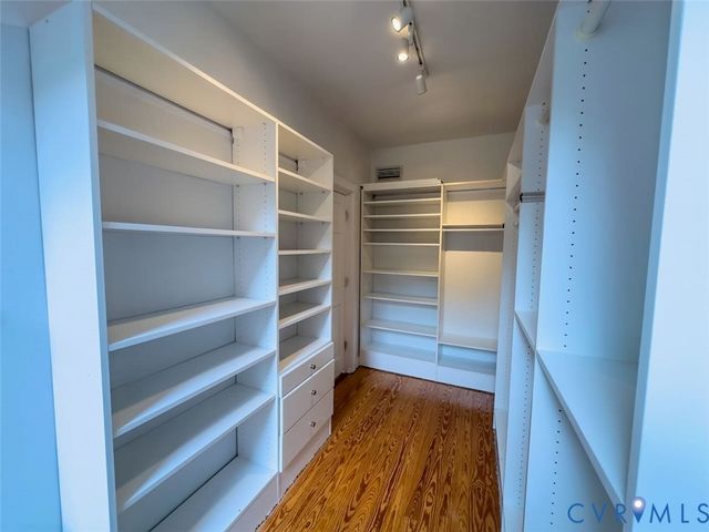 1403 Grove Ave, Richmond, VA 23220