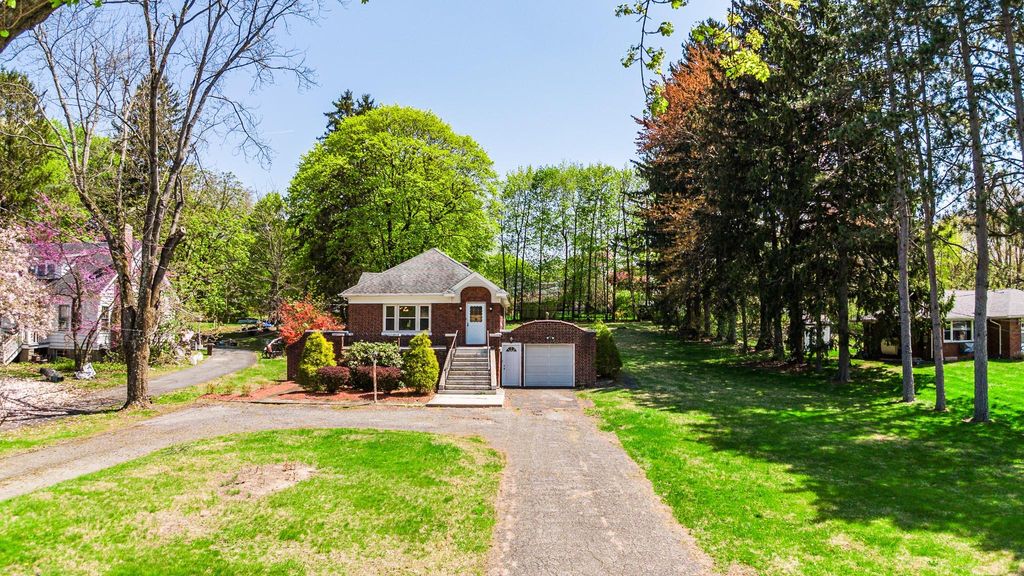 263 Quassaick Avenue, New Windsor, NY 12553