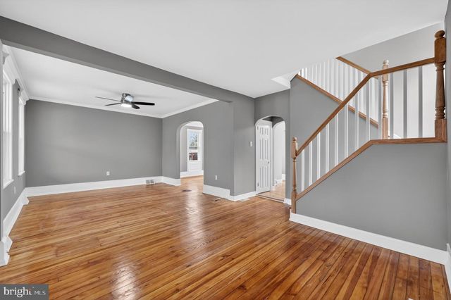 312 W MONROE AVE, Magnolia, NJ 08049