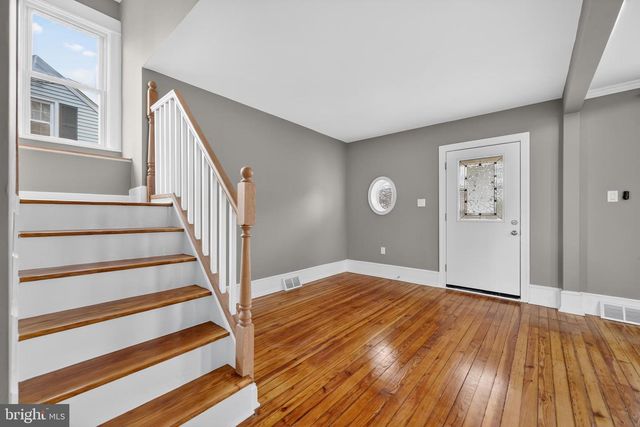 312 W MONROE AVE, Magnolia, NJ 08049