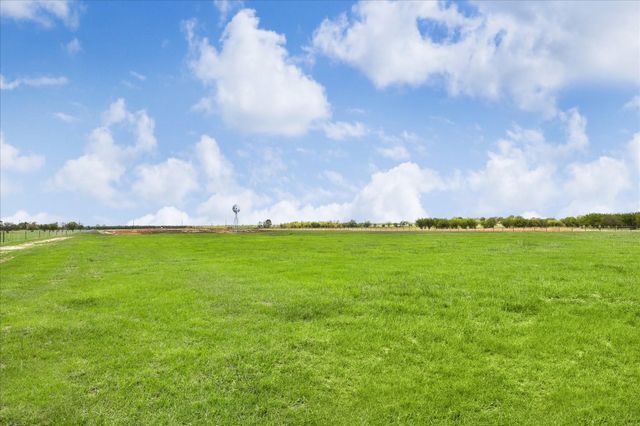 3164 Fm 2187 Road, Sealy, TX 77474