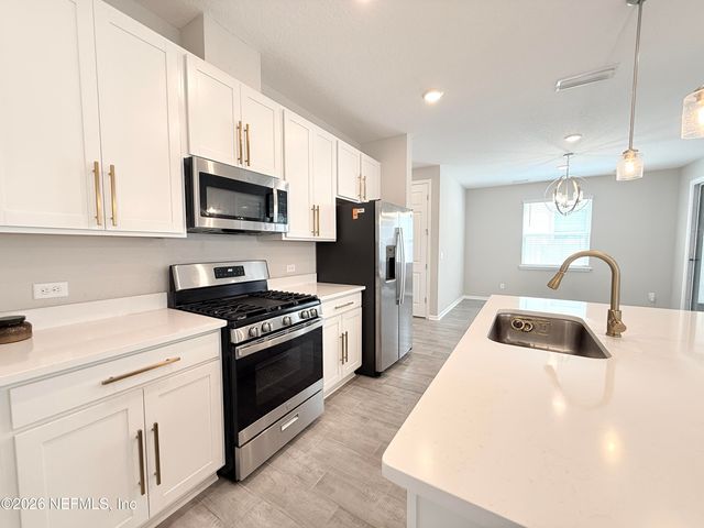 878 CEDAR SLOUGH Drive, Jacksonville, FL 32220