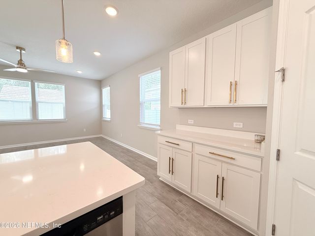 878 CEDAR SLOUGH Drive, Jacksonville, FL 32220