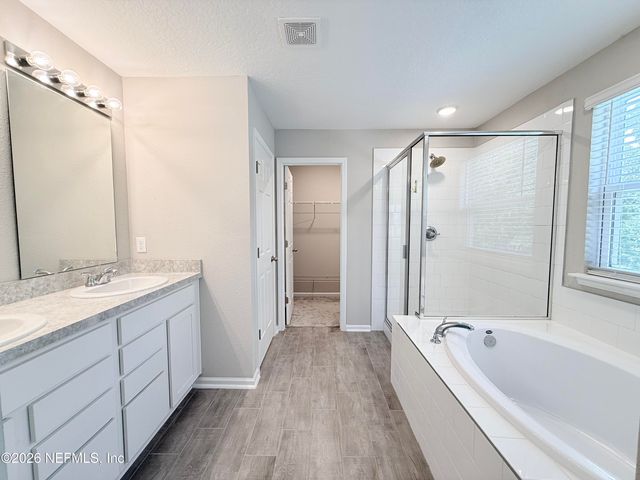 878 CEDAR SLOUGH Drive, Jacksonville, FL 32220
