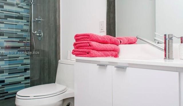 801 15th St 208, Miami Beach, FL 33139