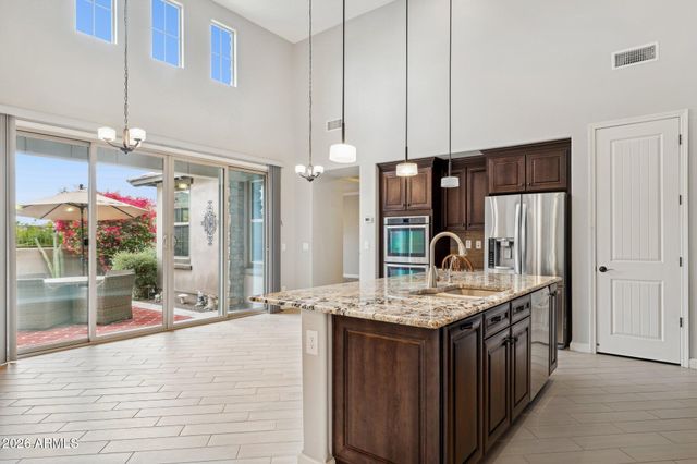 18551 N 94TH Street, Scottsdale, AZ 85255