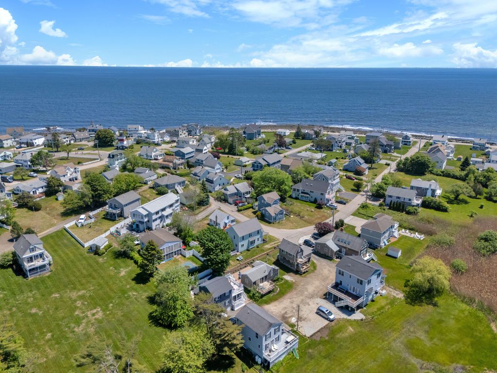 17 Clifford Lane, Wells, ME 04090 — exterior
