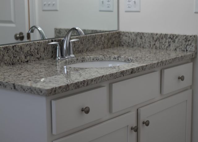 17 Blaisdell Court, Raymond, NH 03077