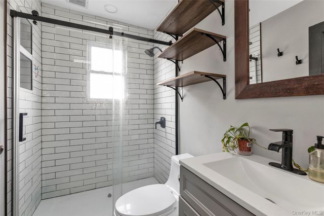 1125 Esther Street, Franklin Square, NY 11010