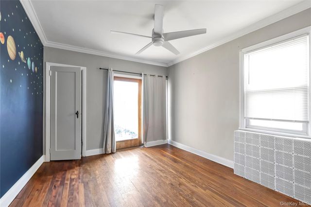 1125 Esther Street, Franklin Square, NY 11010