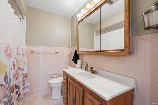 6900 Old State Road, Evansville, IN 47711