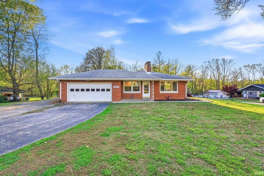 6900 Old State Road, Evansville, IN 47711